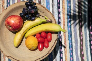 Food and drink - Elpida (adults only) Hope is a waking dream (Aristotle) (Ρέθυμνο)