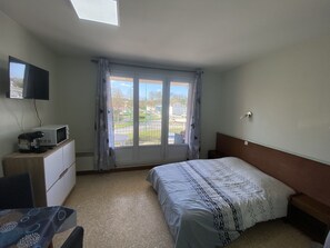 1 habitación, wifi gratis y ropa de cama 