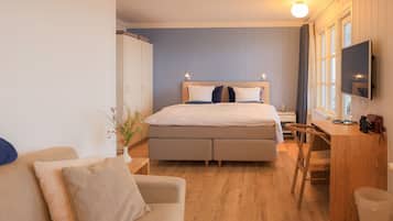 Juniorsuite med terasse | In-room safe, free WiFi, bed sheets