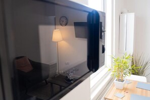 1 Schlafzimmer, Schreibtisch, Bügeleisen/Bügelbrett, WLAN