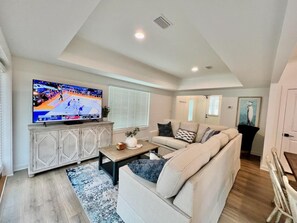 House, 3 Bedrooms | Living room - Azul Sands by Gold Star Vacation Rentals (Orange Beach)