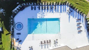 Outdoor pool - Colony Club U7 by Gold Star Vacation Rentals (Gulf Shores)