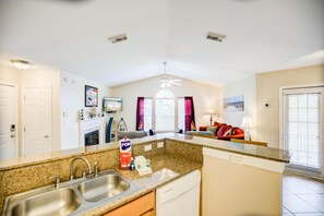 Condo, 2 Bedrooms | Private kitchen - Colony Club U7 by Gold Star Vacation Rentals (Gulf Shores)