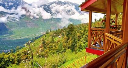 Willow Way - A Dream Wooden Cottage in Himalayas