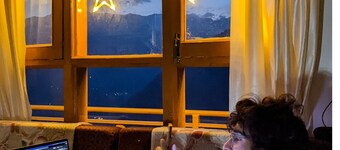 Willow Way - A Dream Wooden Cottage in Himalayas