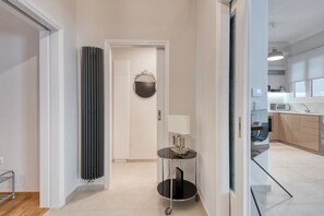 Interior - Modern 2-bedroom apt, 200m from the Acropolis (Athina)