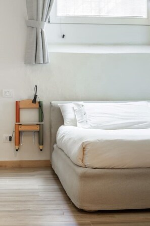 2 Schlafzimmer, Schreibtisch, Bügeleisen/Bügelbrett, kostenloses WLAN