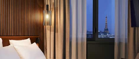 Quarto casal superior | Vista para a cidade