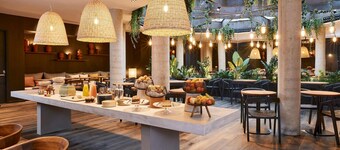 Le Bellune Paris Hotel & Spa