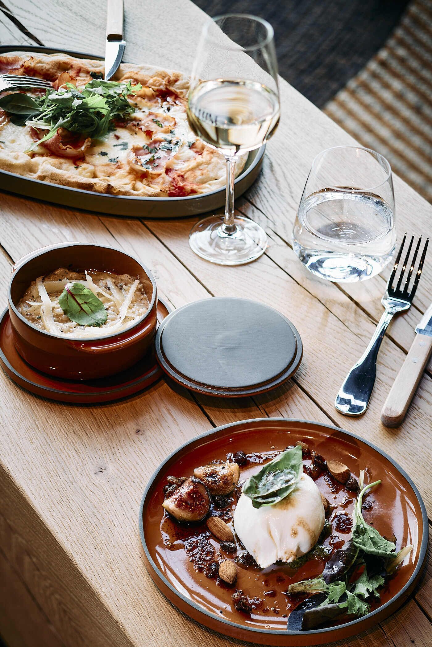 Photo - Le Bellune Paris