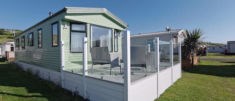 Cabin | Balcony