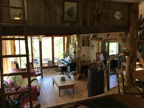 Living area - Maison Atypique Perché Dans la Nature (Ganges)