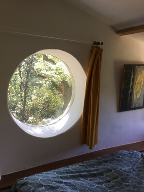 2 bedrooms, internet - Maison Atypique Perché Dans la Nature (Ganges)