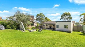 Exterior - Sunrise by Experience Jervis Bay (Vincentia)