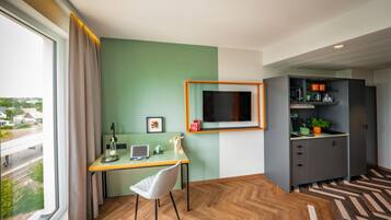 Schreibtisch, kostenloses WLAN, Bettwäsche