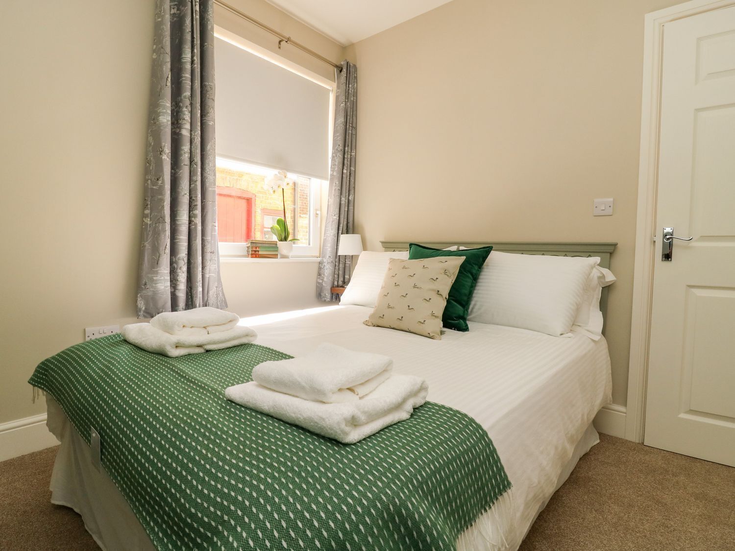 1 bedroom, individually decorated, individually furnished, free WiFi