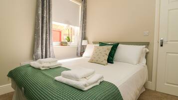 1 bedroom, individually decorated, individually furnished, free WiFi