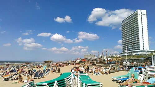 Family Stay Zandvoort - modern apartment with great outdoor area!