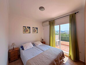 2 Schlafzimmer, Bügeleisen/Bügelbrett, WLAN, Bettwäsche