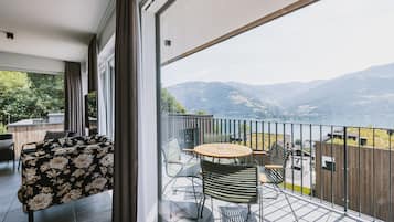 3-Bedroom Panorama Penthouse with Sauna | View from room