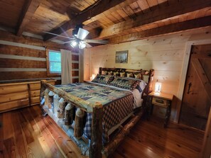 3 bedrooms, desk, free WiFi, bed sheets