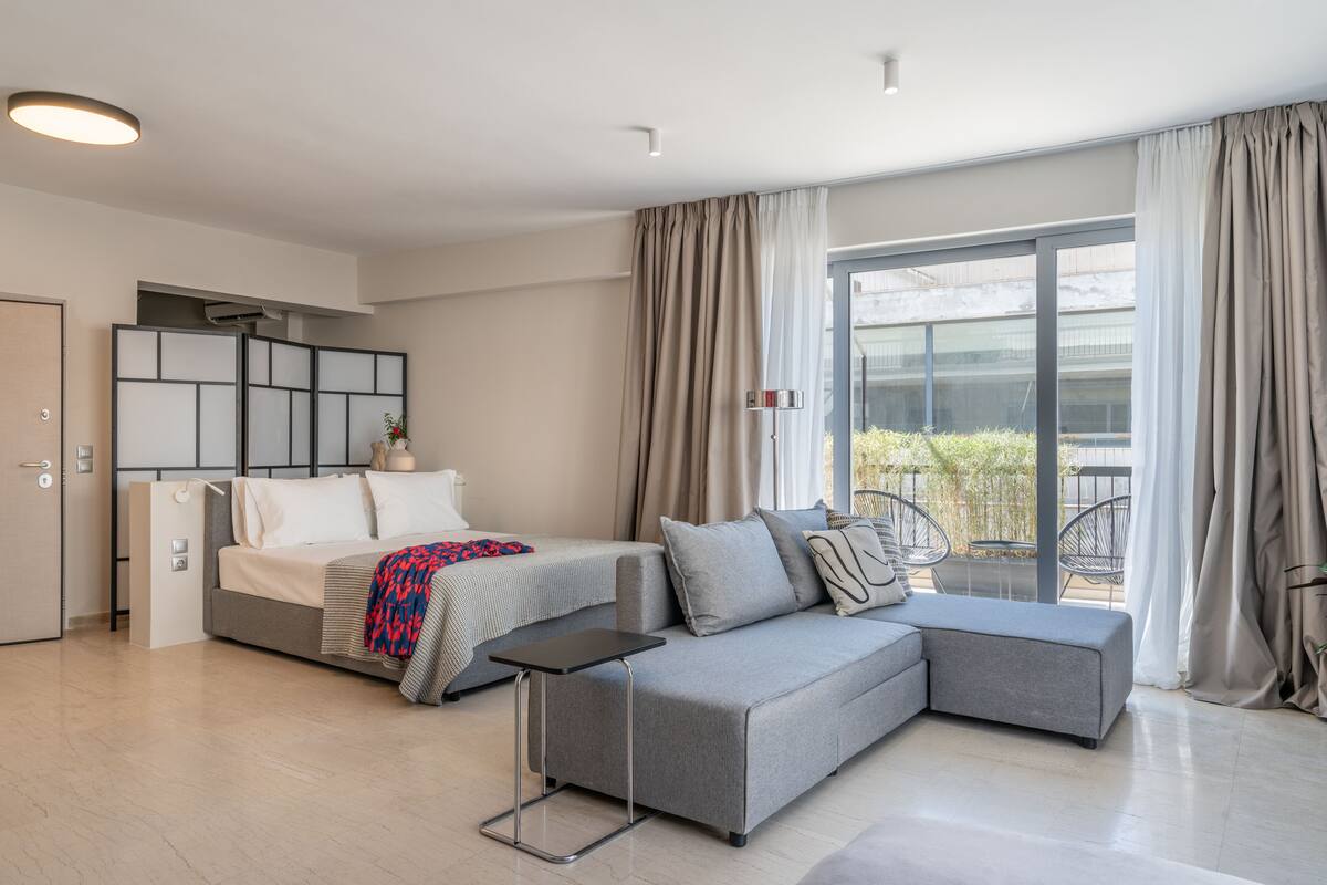 Suite with Terrace | 1 間睡房、高級寢具、房內夾萬、隔音