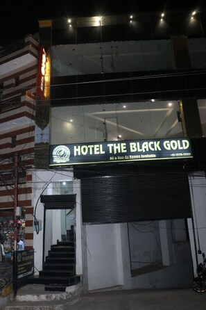 Exterior - Hotel The Black Gold (Kharar)
