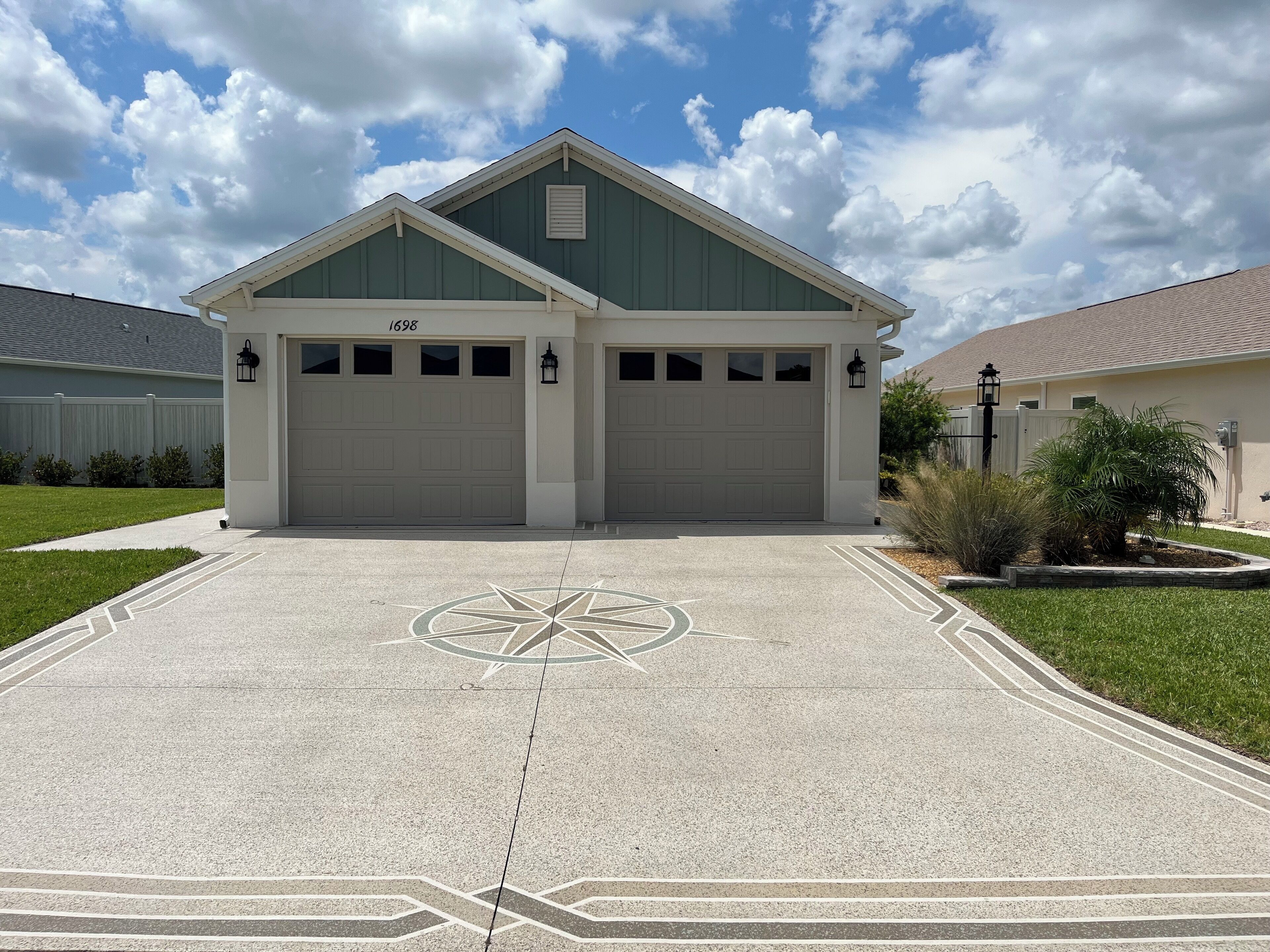 BEAUTIFULLY Decorated  3/2 Cty Villa w/ Gas Golf Cart and Gas BBQ