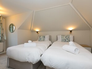 Casa de campo | 4 quartos, individualmente decorados, individualmente mobiliados