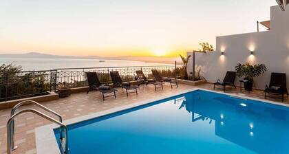 Aigli Luxury Villa - Panoramic Seaview Retreat