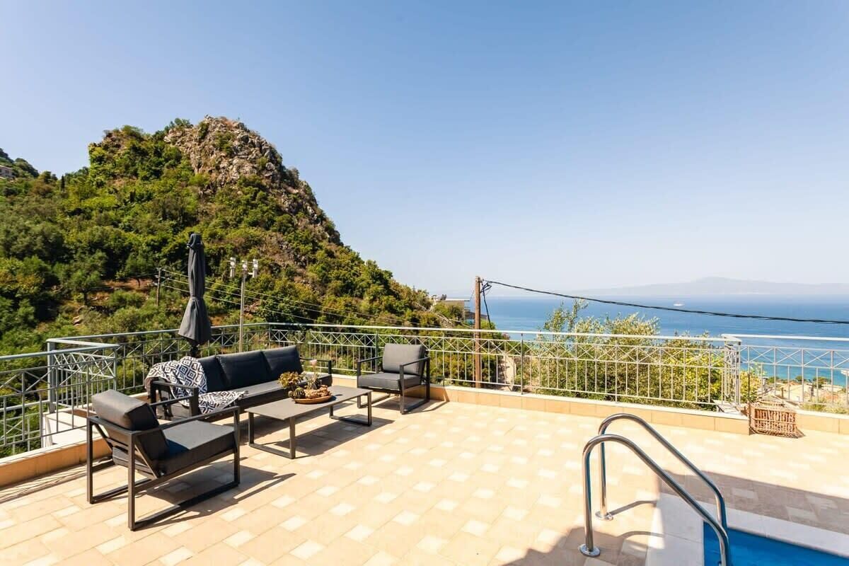 Ocean whispers and luxury echoes in this panoramic view of paradise