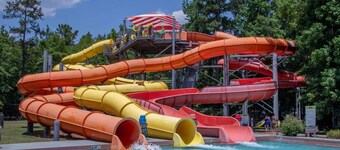 Goose Creek Cutie 4 bedrooms- downtown,beaches, Summerville, naval