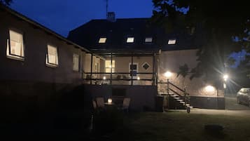 Overnatningsstedets facade
