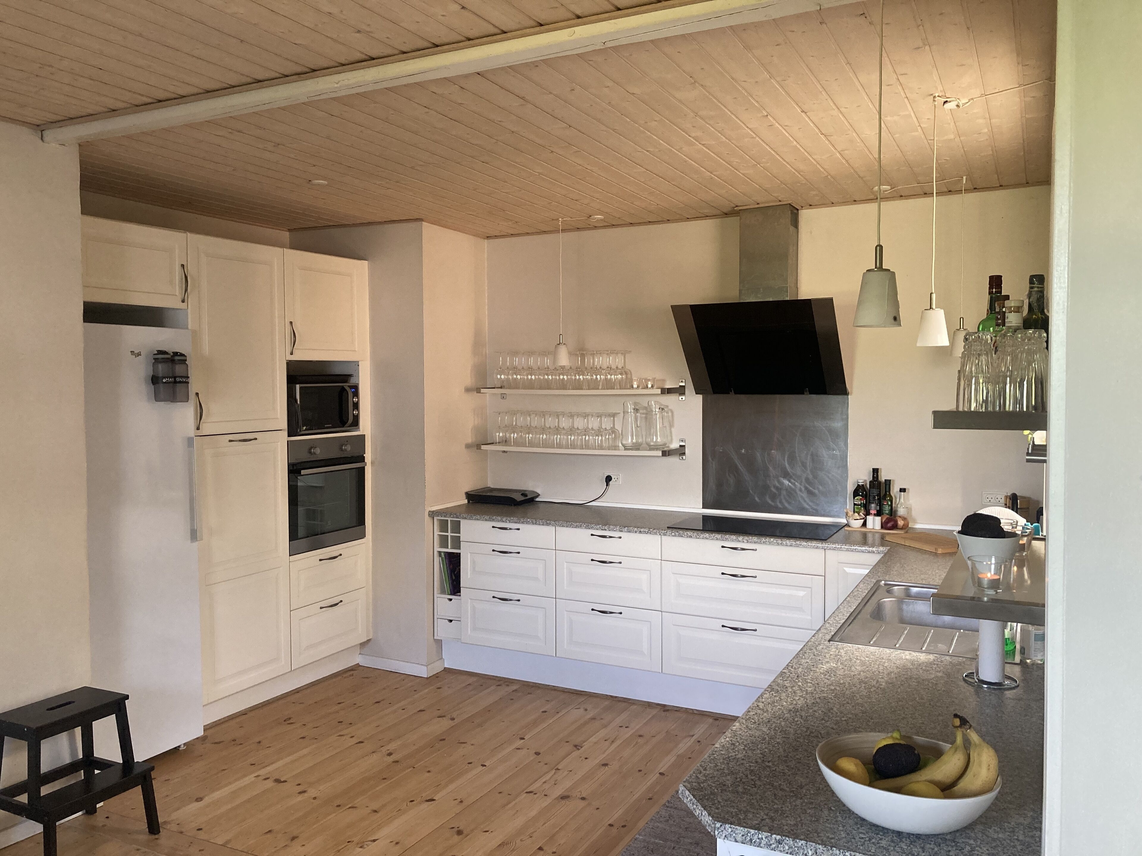 Phòng đôi hoặc 2 giường đơn phong cách cổ điển | Trang thiết bị bếp chung | Tủ lạnh, lò vi sóng 