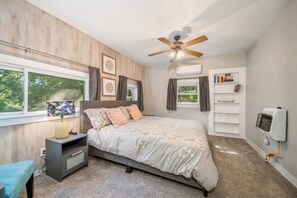 3 bedrooms, WiFi, bed sheets