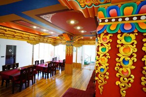Restaurant - The Shanti Nest At Boutique Hotel (Leh)