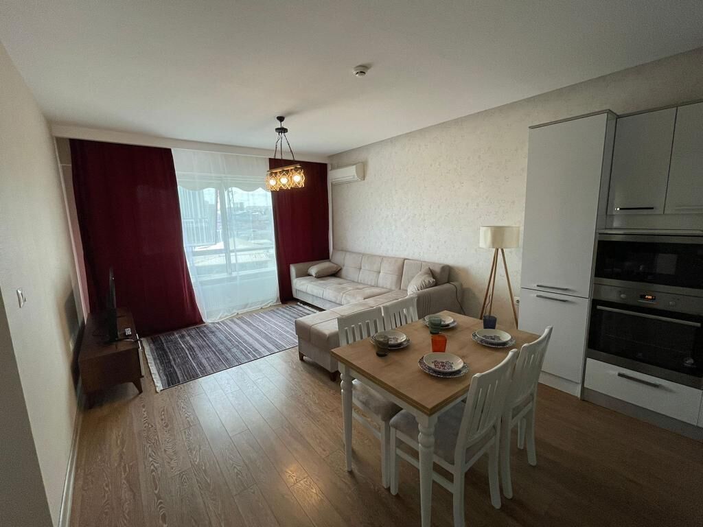 Family size luxury apartment