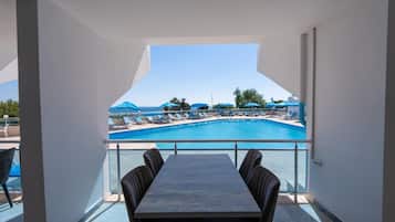 Standard Room, Balcony, Sea View | Egyptian cotton sheets, premium bedding, desk, laptop workspace