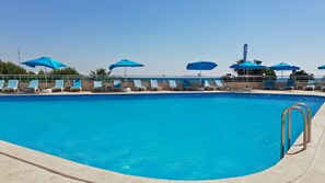 Outdoor pool - ŞAFAK OTEL (Didim)