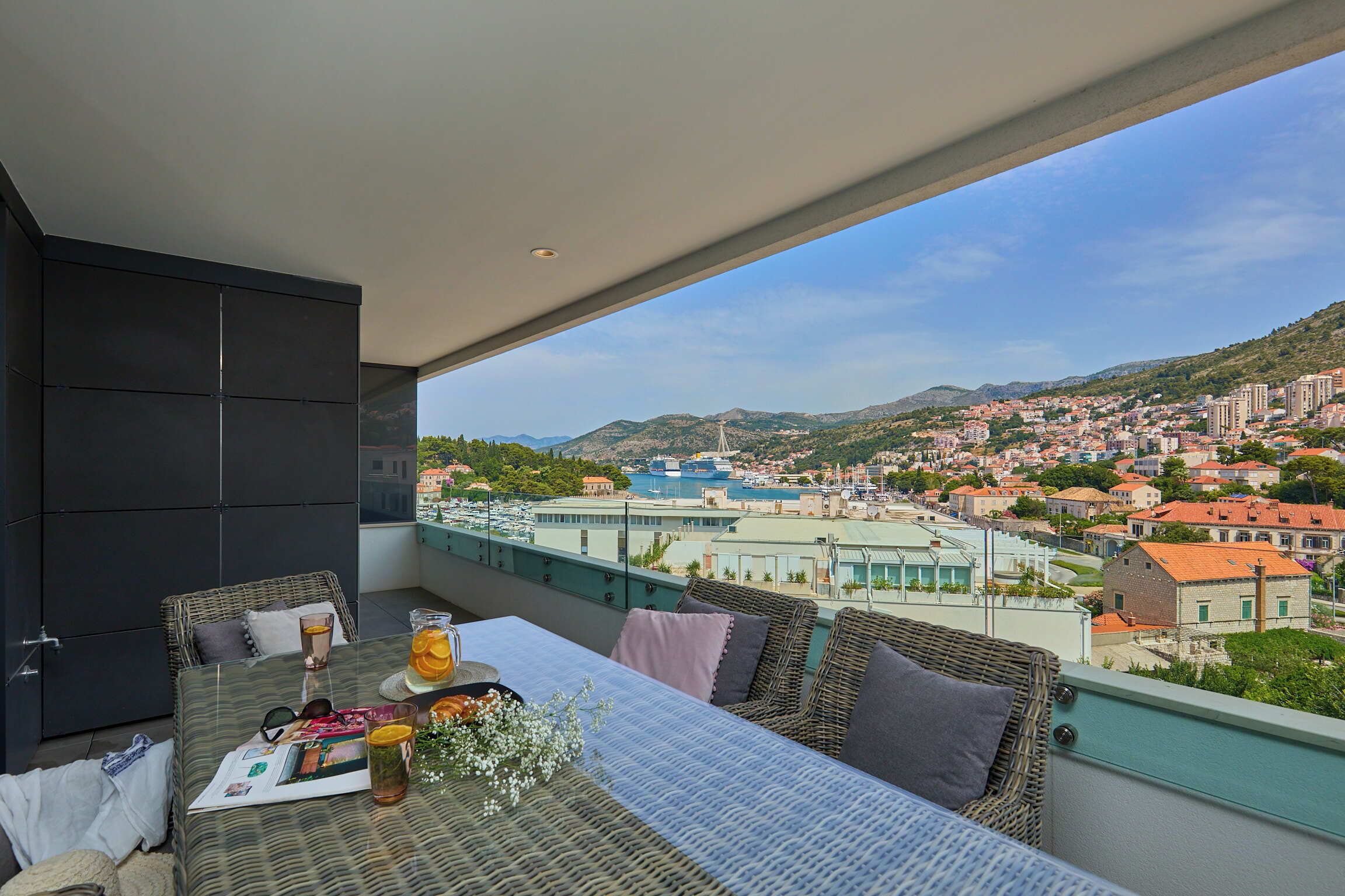 Departamento (2 Bedrooms) | Balcón