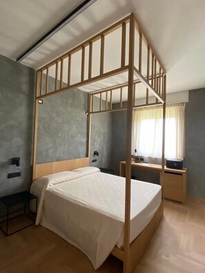 In-room safe, blackout drapes, free WiFi, bed sheets - RE-Versiliana (Pietrasanta)