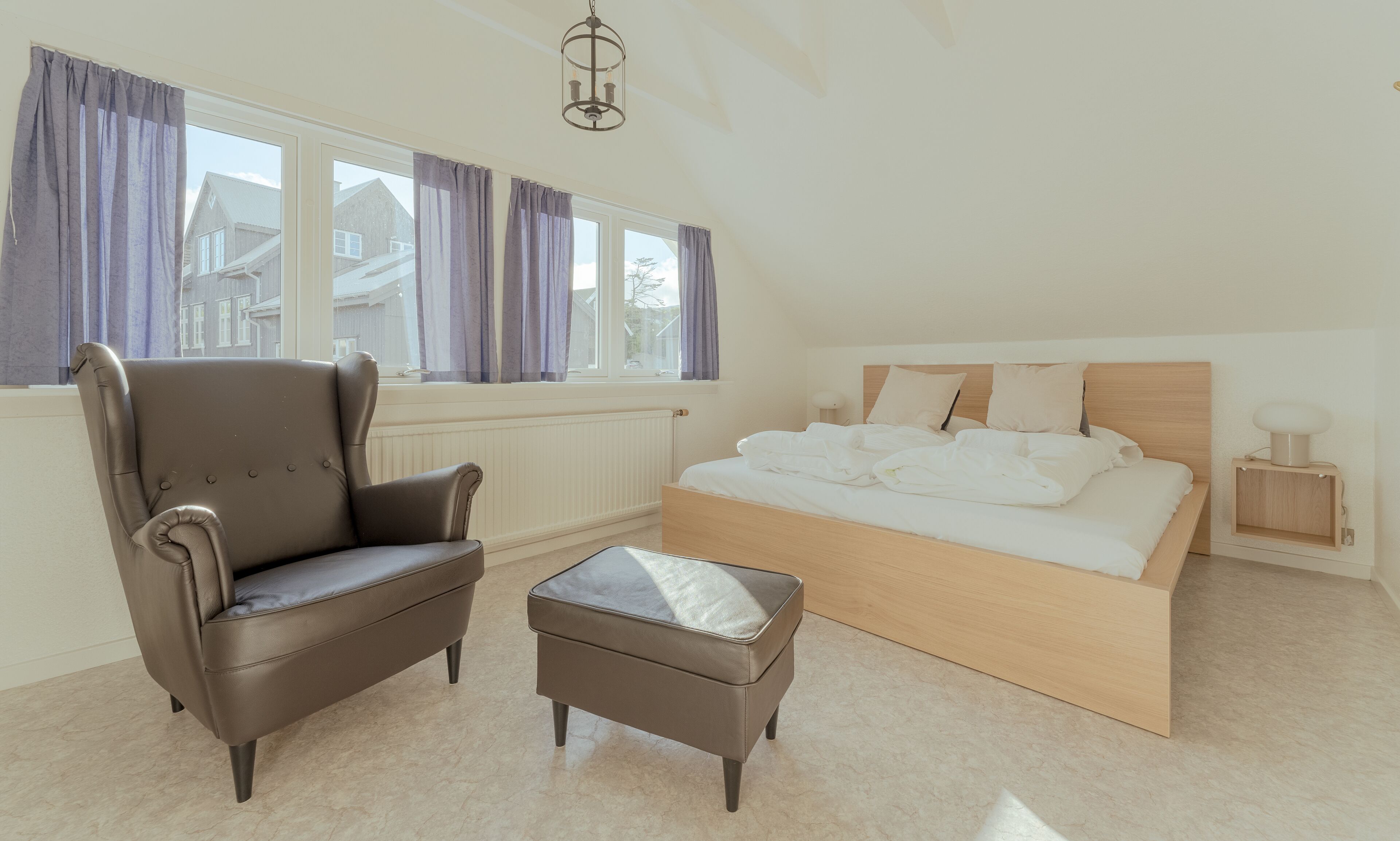 Large Penthouse Apt - Downtown - Marina