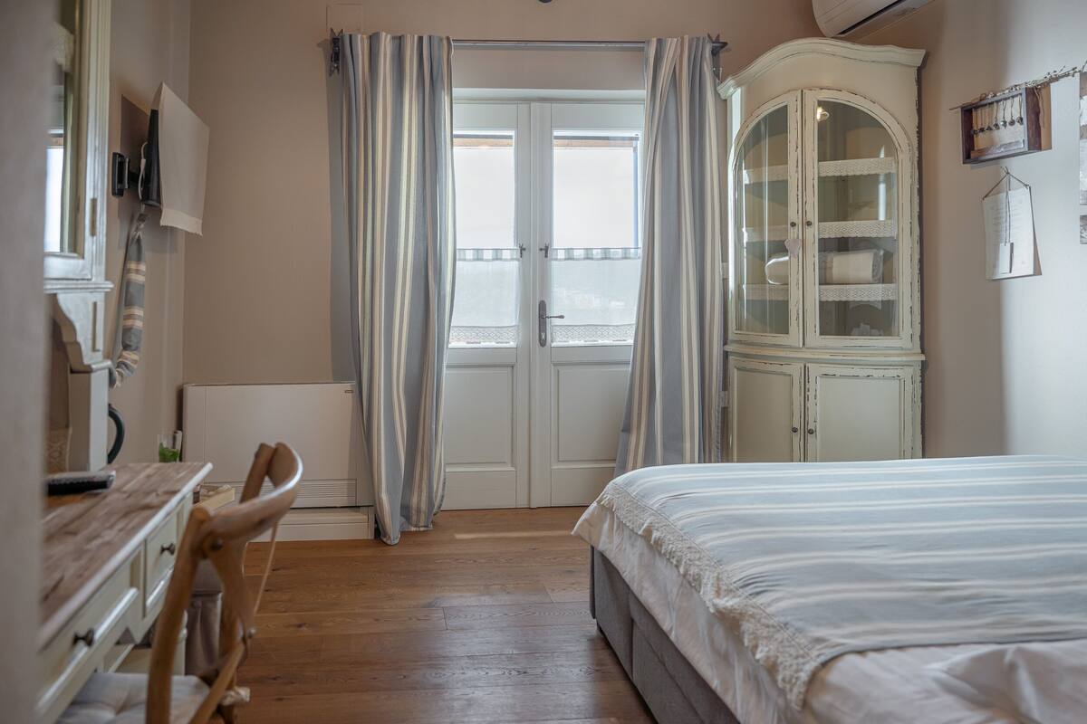 Habitación estándar | Sistema de insonorización, wifi gratis, ropa de cama