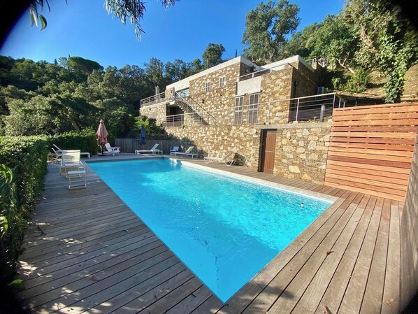 Piscine extérieure