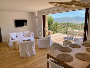 Table de tennis de table