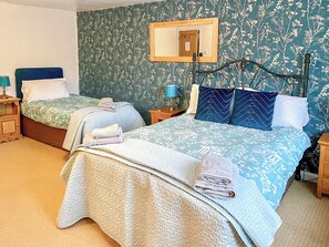 2 bedrooms, free WiFi, bed sheets