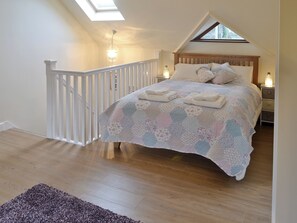 1 bedroom, free WiFi, bed sheets - Ysgubor Myfi - UK6001 (Bodedern, near Holyhead)