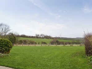 Property grounds - 4 bedroom accommodation in Rhosybol, near Amlwch (Rhosybol, near Amlwch)