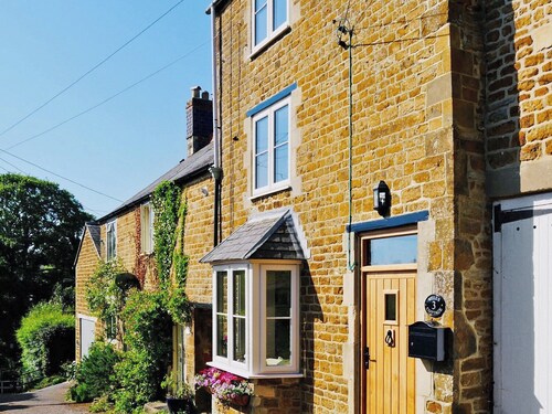 2 bedroom accommodation in Hook Norton, near Chipping Norton