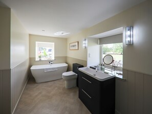 Towels - 1 bedroom accommodation in Kirk Yetholm, near Kelso (Kirk Yetholm, near Kelso)
